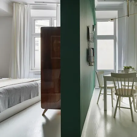 Atelio Aparthotel *